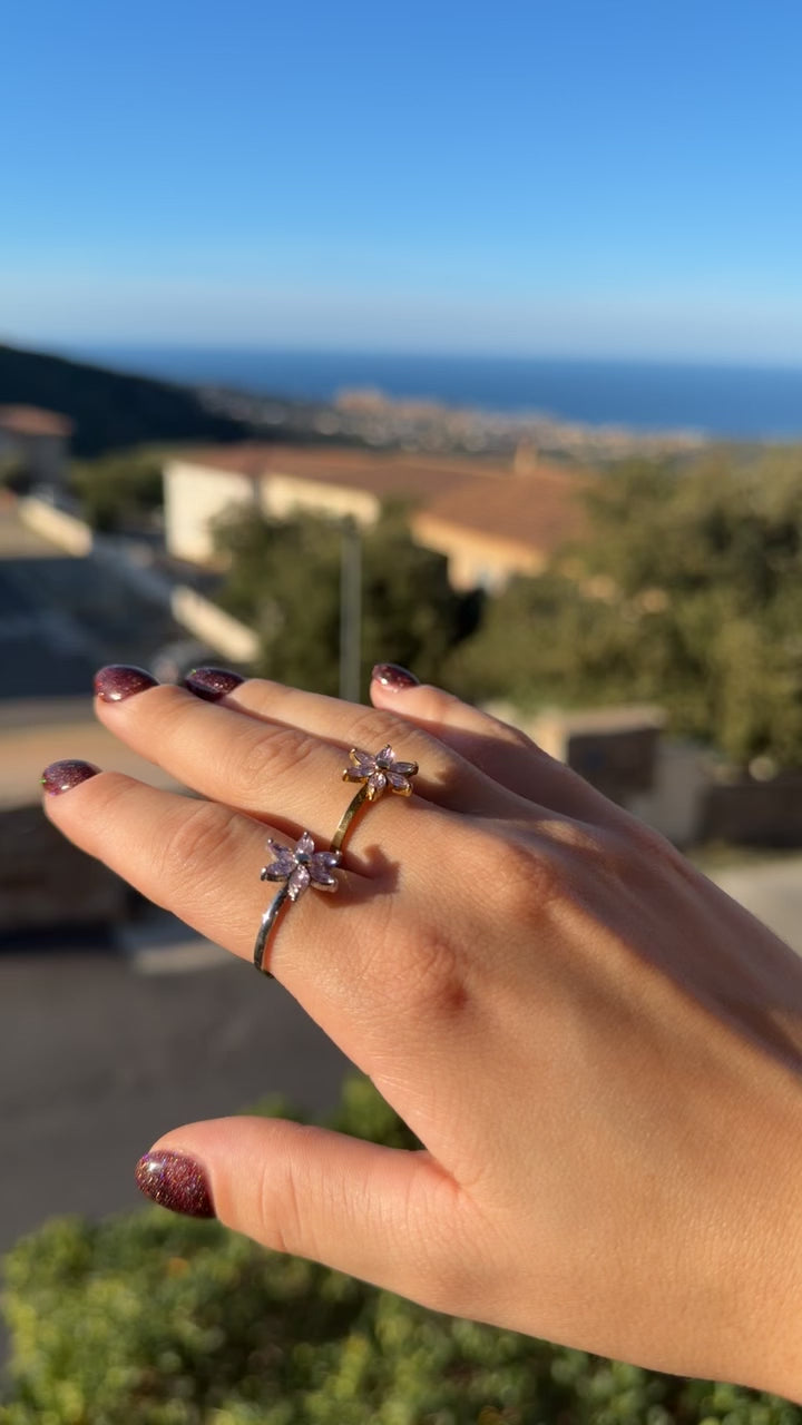 BAGUE FLEUR EN ACIER INOXYDABLE - FLORA
